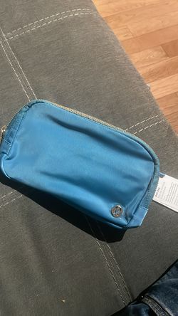 Lululemon every day belt bag new with tags