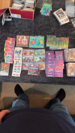 HUGE 2025 FLEER ULTRA SUPERMAN 106 CARD LOT ULTRA STARS , PURPLE & SILVER MEDALLIONS, GREATEST BATTLES , ULTRABILITIES, ACETATE , GENEALOGY , ETC ONLY