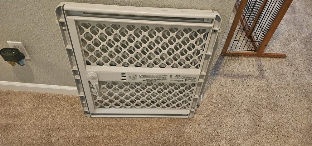 Dog/baby Gate