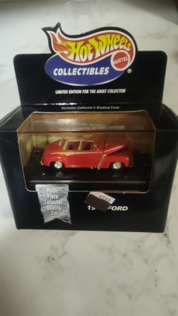 Hot Wheels Collectibles 1940 Ford Convertible 