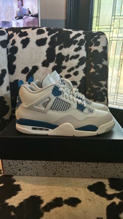 Jordan 4 military blue, size 10 NEW