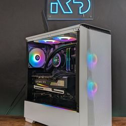 RTX 3070 // Ryzen 7 5800x // 32GB RAM // 1TB NVMe // WiFi
