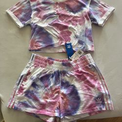 NEW Adidas Two Piece Outfit (L)