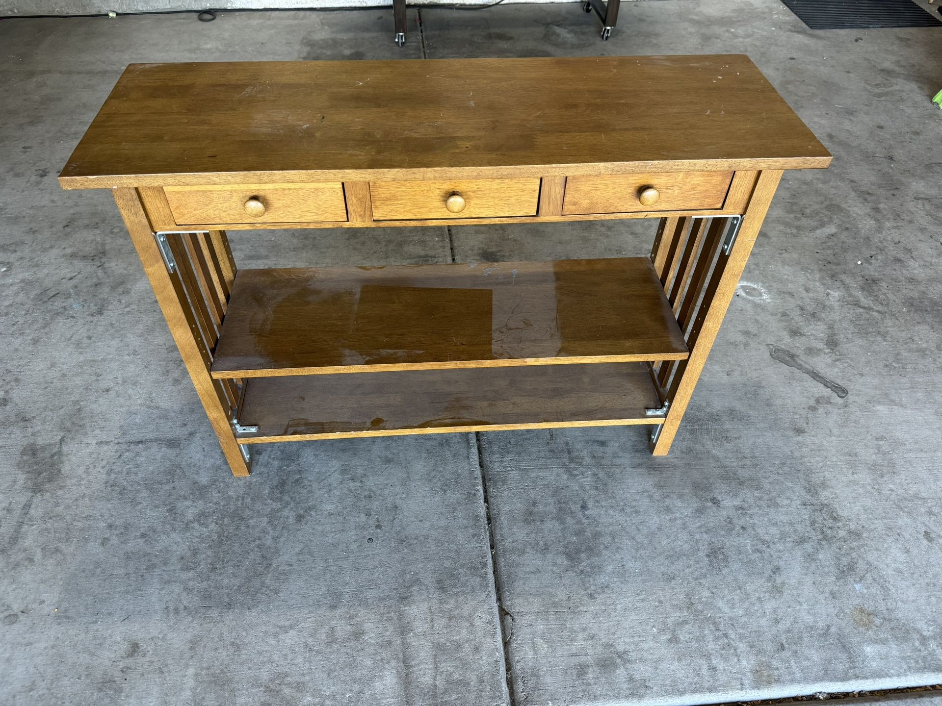 Dresser
