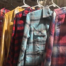 Women’s Work Shirts 5/20.00 In Earlimart 