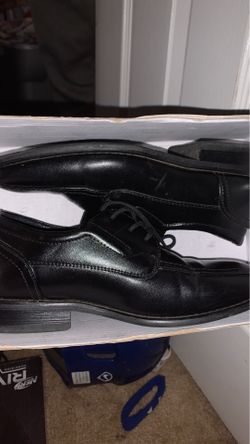 Black dressy shoes
