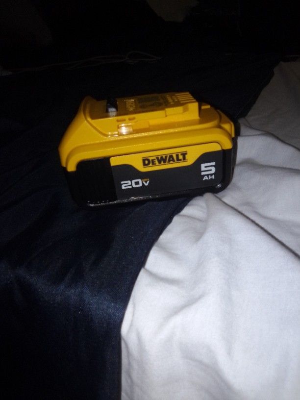 DeWalt 20v 5AH
