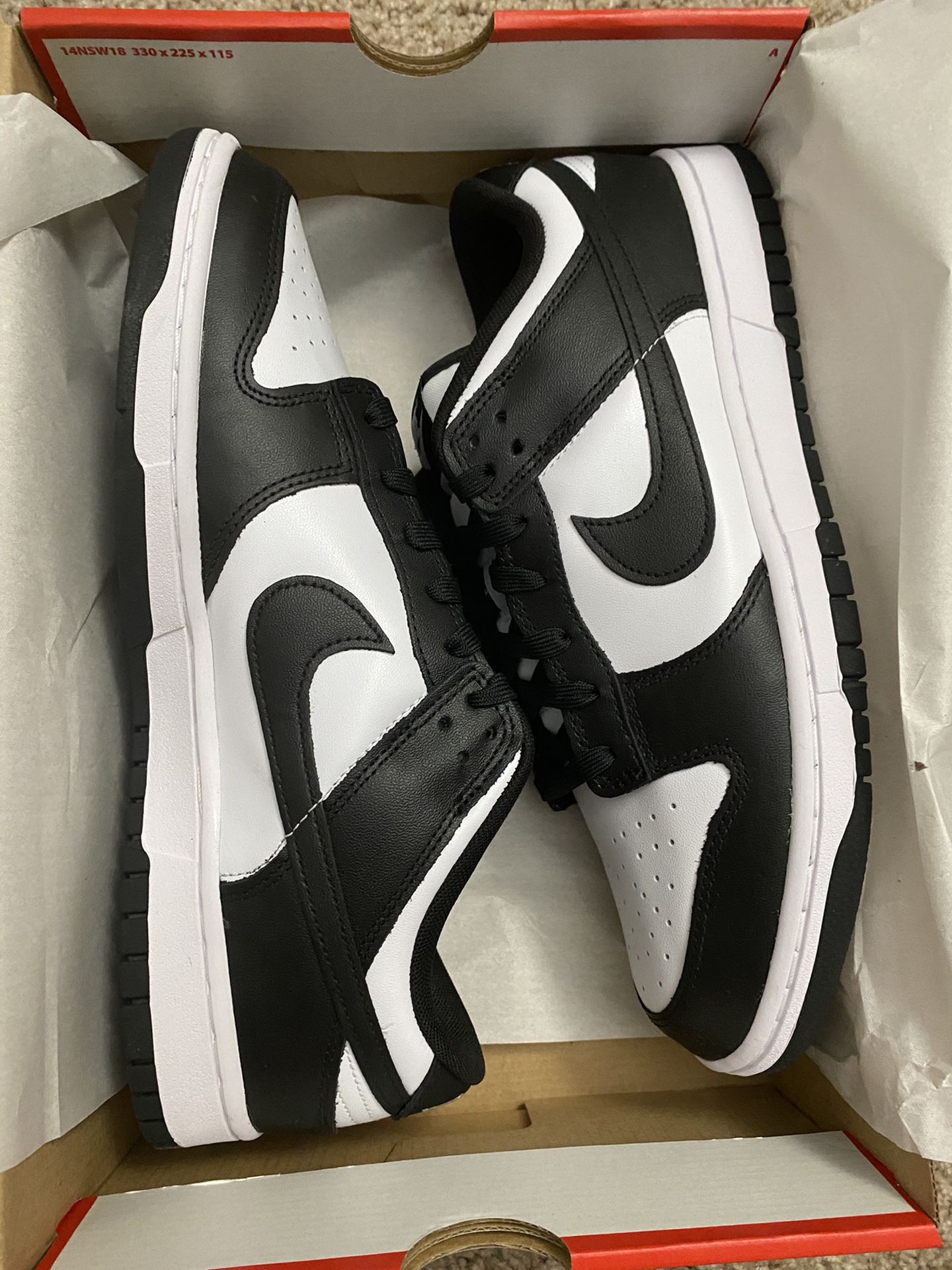 Nike Dunk Low Black White Panda