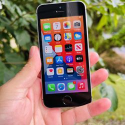 iPhone SE Unlocked