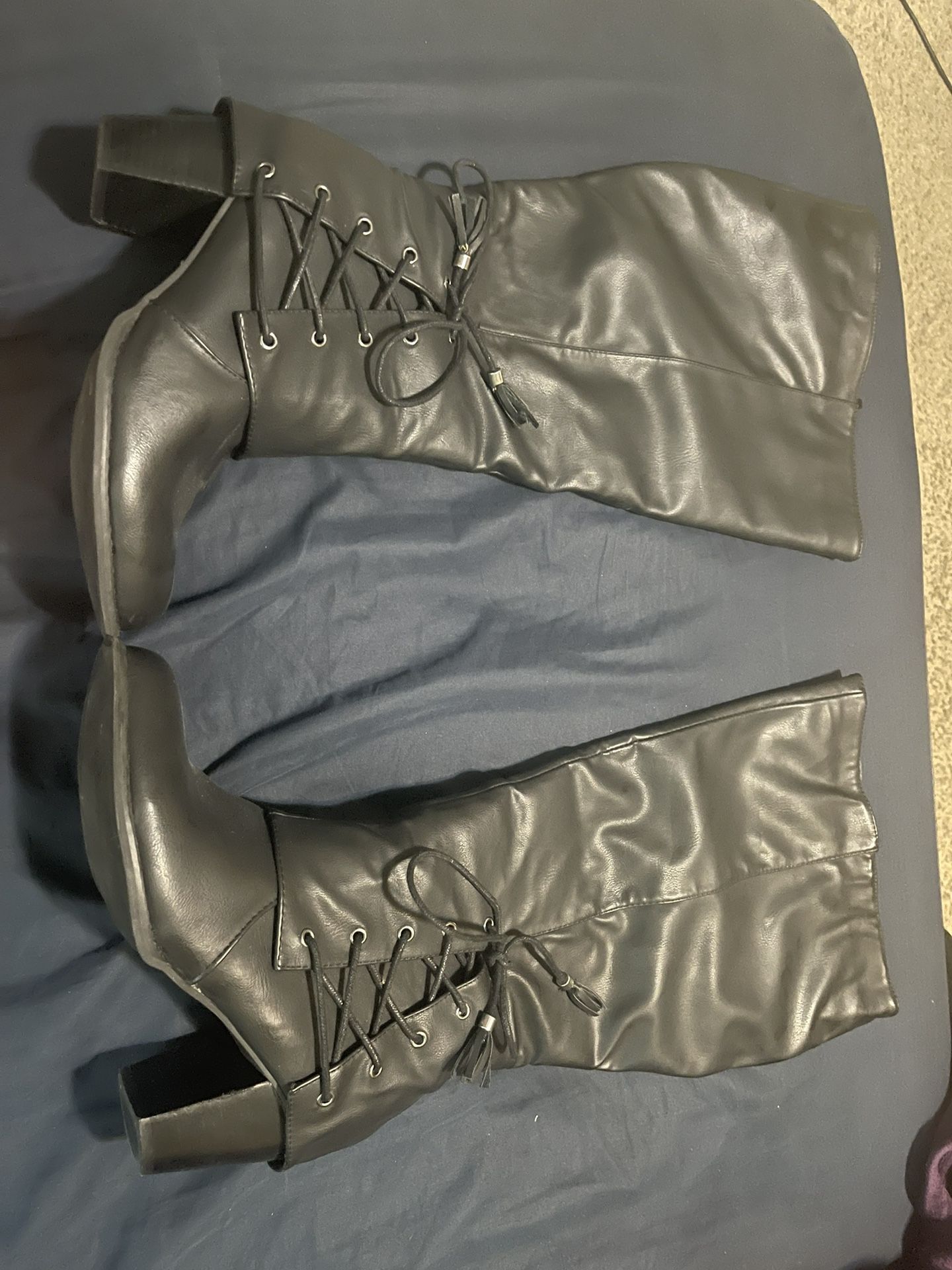 Knee high Heel Boots