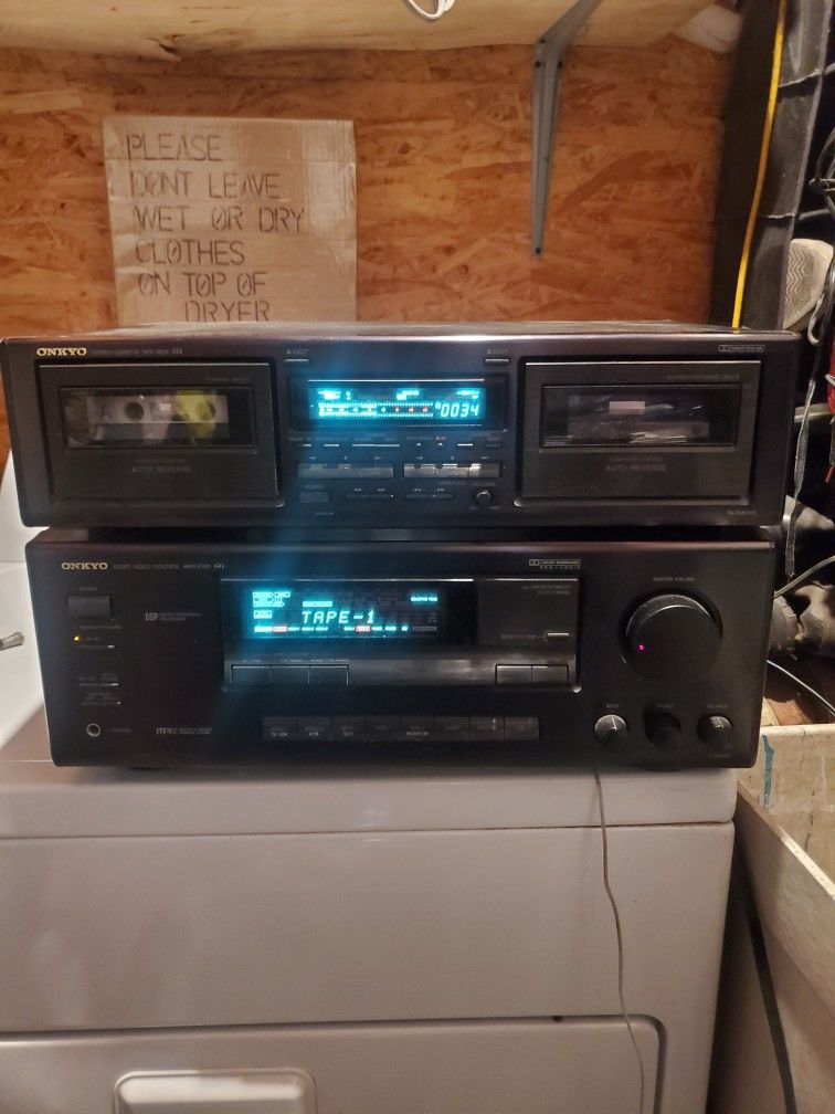 Onkyo Stereo Receiver