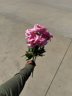 Pink Rose Flowers Artificial Real Touch 7 Rose Heads Per Bouquet