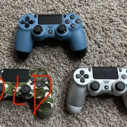 PS4 Controllers