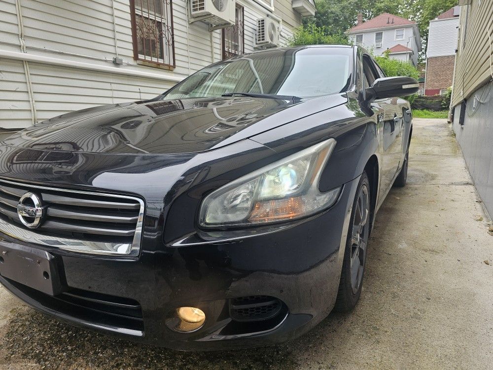 2012 Nissan Maxima