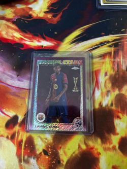 LAMINE YAMAL TOPPS CHROME TRADING CARD#27