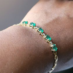 14kt Gold Emeralds & Diamonds Bracelet 