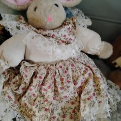 Vintage Bunny 🐇🐰🐇🐰 Small