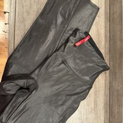 Spanx Faux Leather Leggings And Gym Shark 