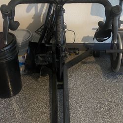 V1 Wahoo KICKR Bike