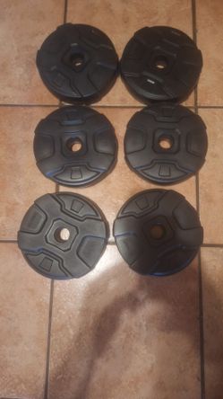 Weights 2.5kg (5.512lb)