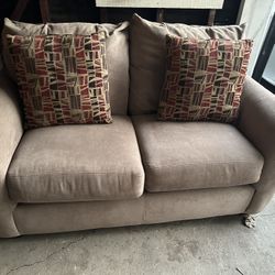 Sofa Set