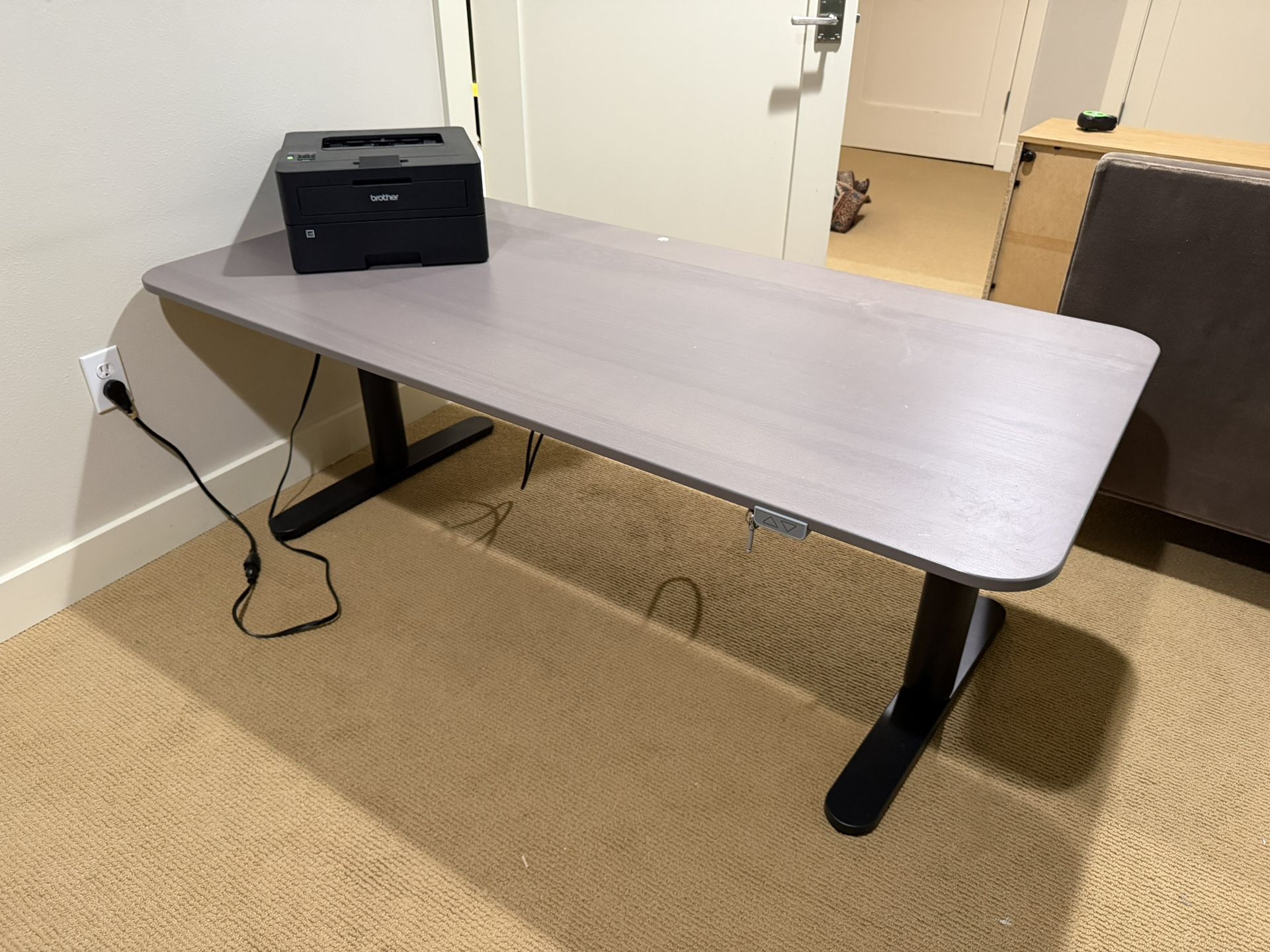 FREE - IKEA Bekant Sit To Stand - Standing Desk 