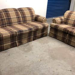 Good condition living room set