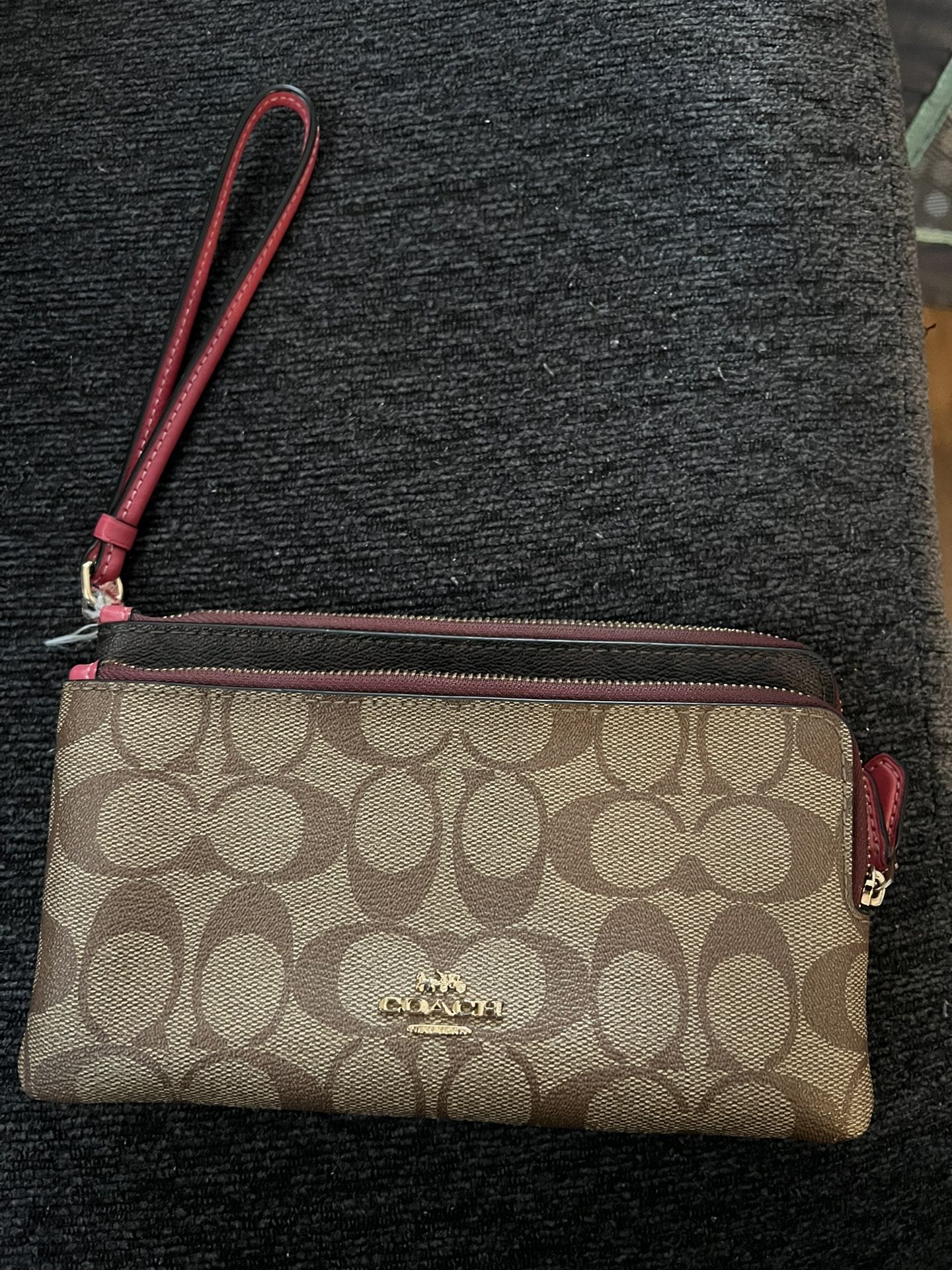 Wristlet