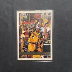 Kobe Bryant Second Year Card 1997-98 Topps #171