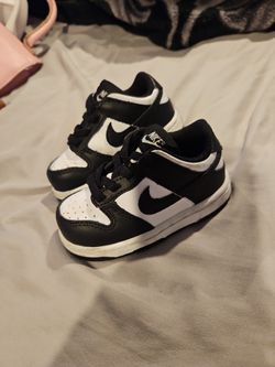 Toddler Dunks Size 5 