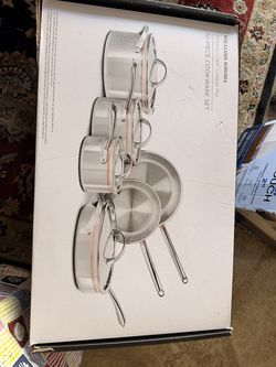 Brand new 10 piece cookware set william sonoma