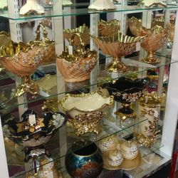 Vases, Center Pieces, Trinkets ( NEW ) prices Vary