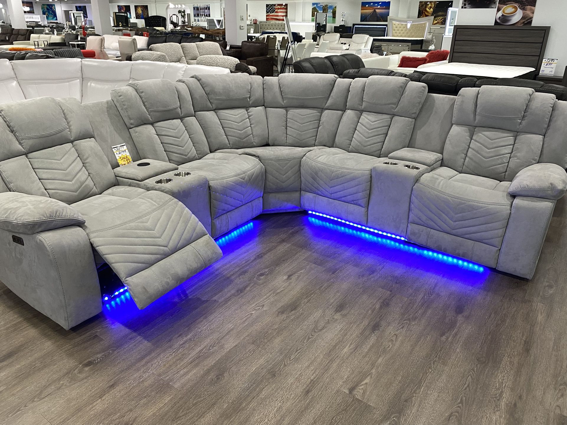 Only 1699 For Power Sectional. Was 2199! That's $500 OFF 😱