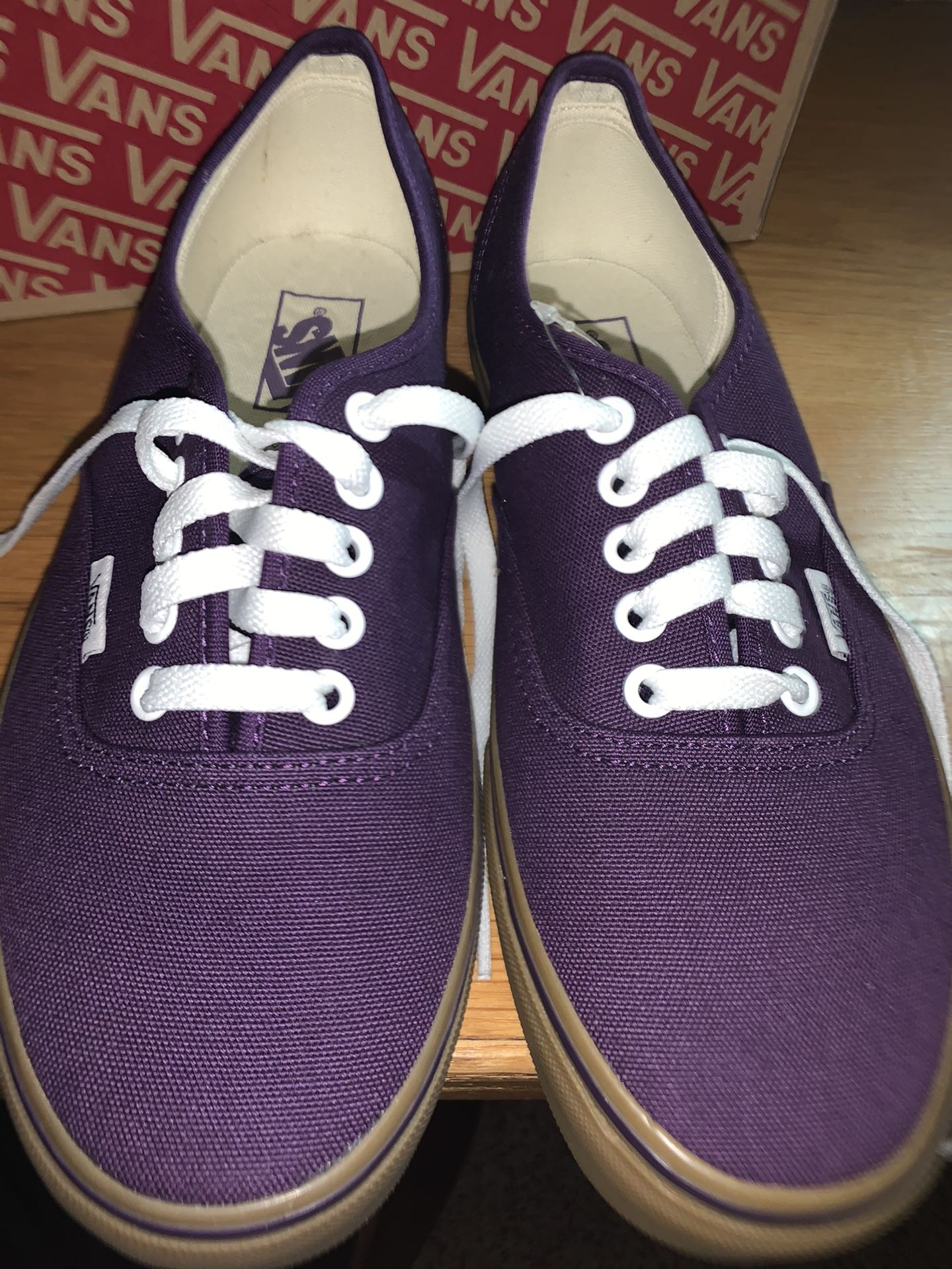 Women Vans 9.5