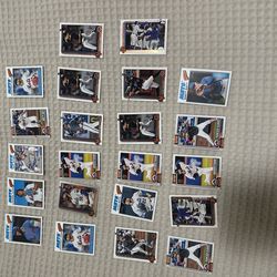 Blue jays Baseball Base Cards (19) cards