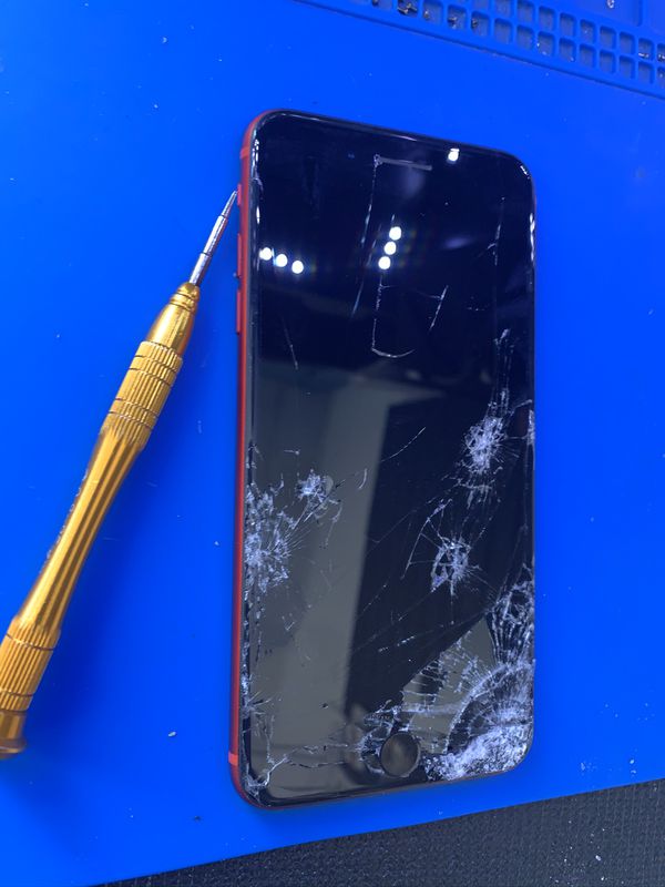 iPhone XS Max broken screen for Sale in Dallas, TX - OfferUp