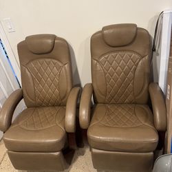 RV  Leather chair set