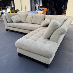 Robinson & Robinson  2 Piece Large Sectional Sofa Clean and Good Condition