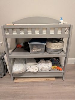 Free changing table