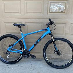 GT Mountain Bike 