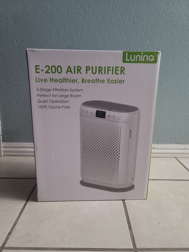 Air Purifier  Brand New 