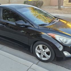 2012 Hyundai Elantra