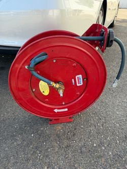 Lincoln air hose - retractable