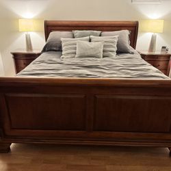 Cal King Bedroom Set 5 Pieces 