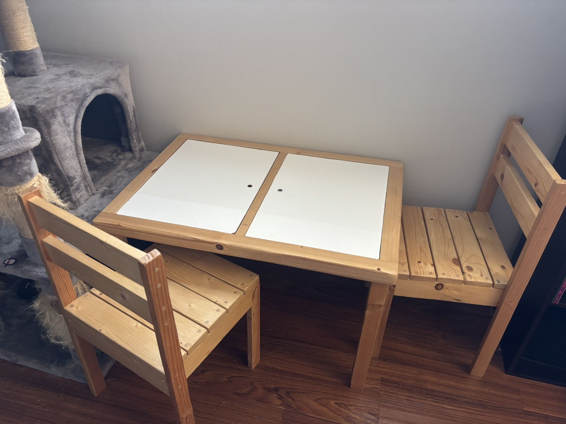 Kids Play / Sensory / Art Table