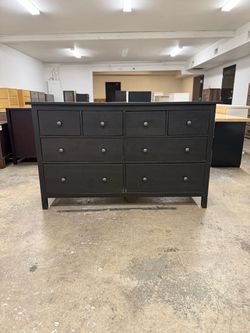 Tons of Storage - Large Dark 8 Drawer Dresser