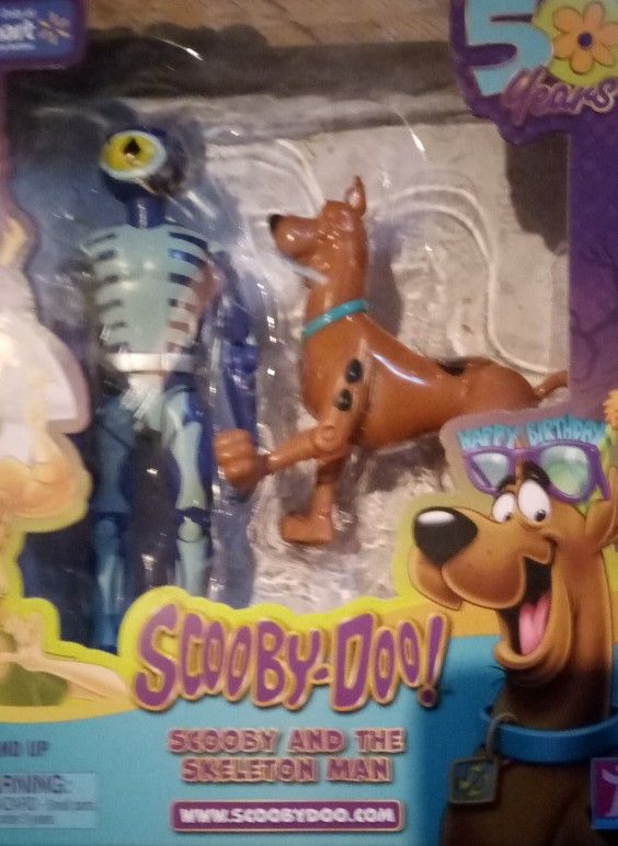 Scooby Doo And The Skeleton Action Figure,Scooby Doo,Toy,, Collectible