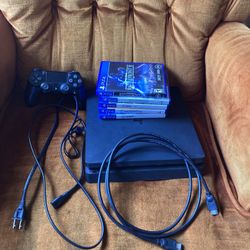 PlayStation 4 Slim 500GB With 5 Games Tested Selling As Is (read The Description)