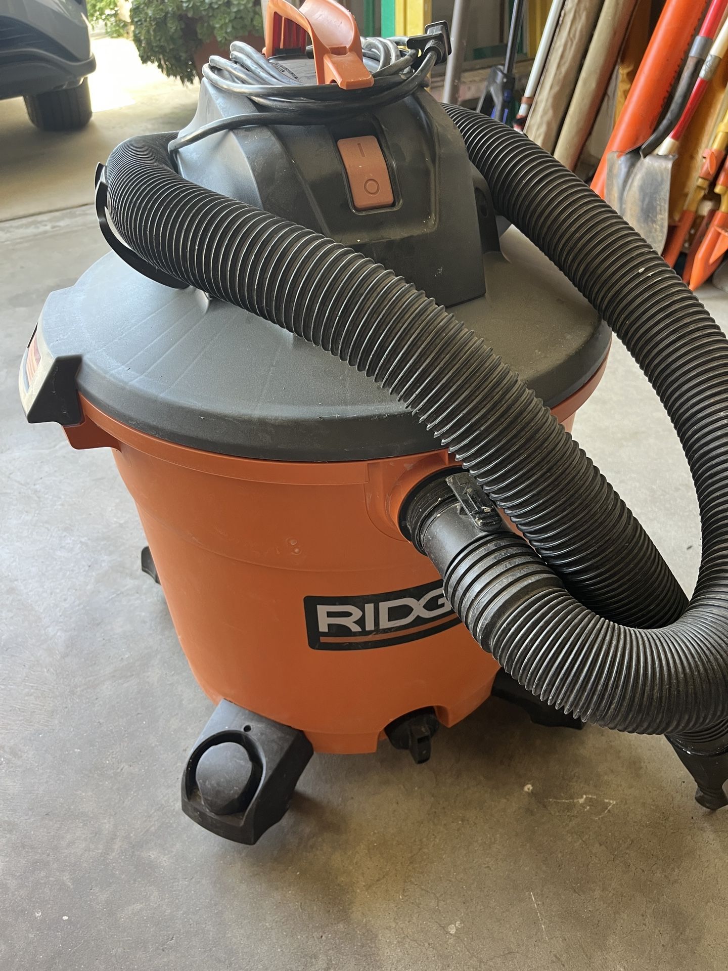 Ridgid 16 Gallon Wet Dry Shop Vac