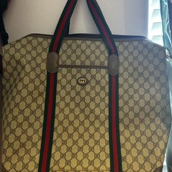 Gucci Supreme Canvas 